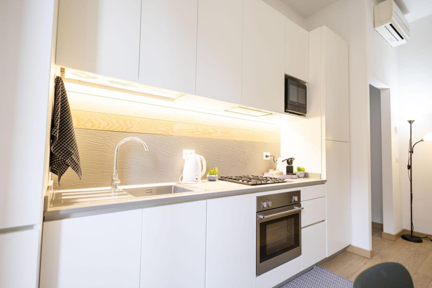 Orti Court Home Milan Bagian luar foto